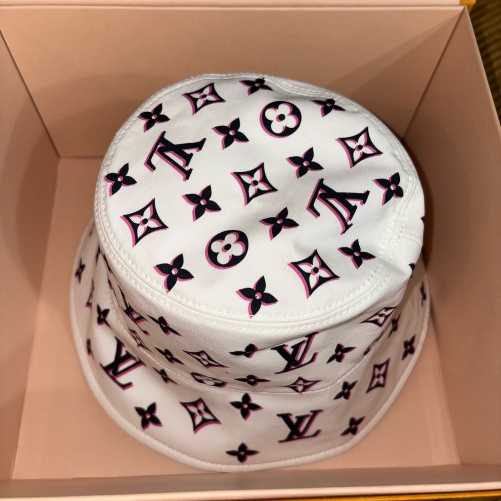 Louis Vuitton Fuchsia Monogram Hat